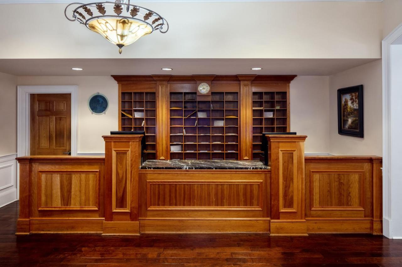 Historic Boone Tavern 버리아 외부 사진