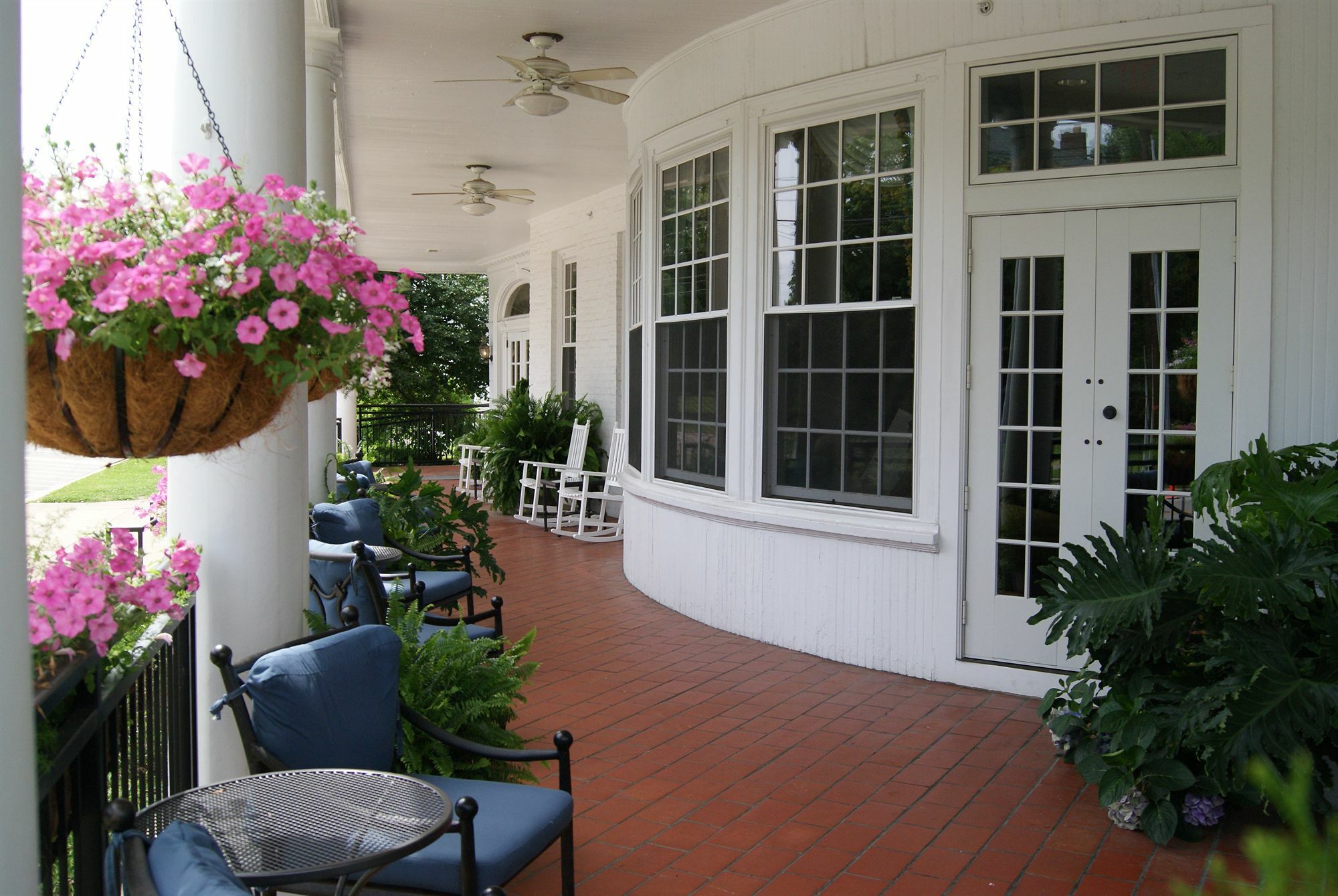 Historic Boone Tavern 버리아 외부 사진